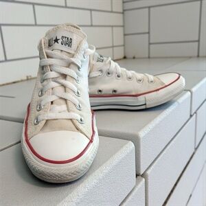 Converse Chuck Taylor All Stars Low Tops White Canvas Unisex Men's 6/Women's 8​​